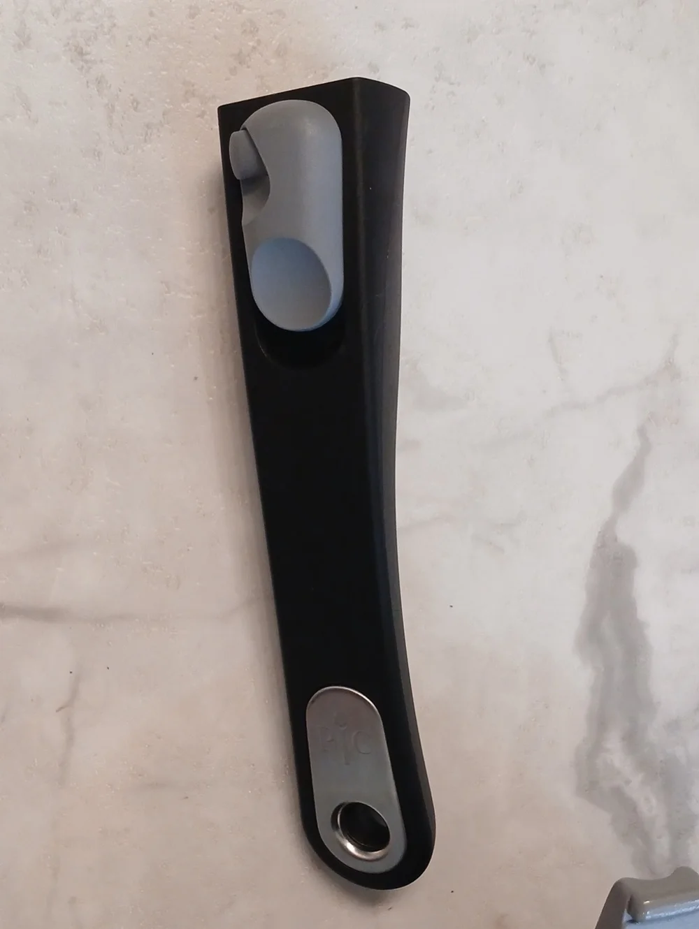 Retired Pampered Chef Signature Non-Stick 2 Qt Saucepan/Detachable Handle